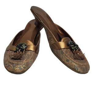 Timeless Elegance: Vintage Gold Brocade Enzo Angiolini Mules - Size 8